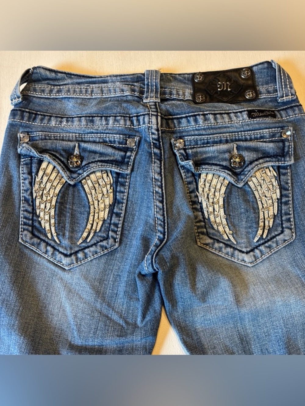 Miss Me Jeans Women’s 28 Blue Capri Angel Wings Rhinestone Flap Pocket Y2K
